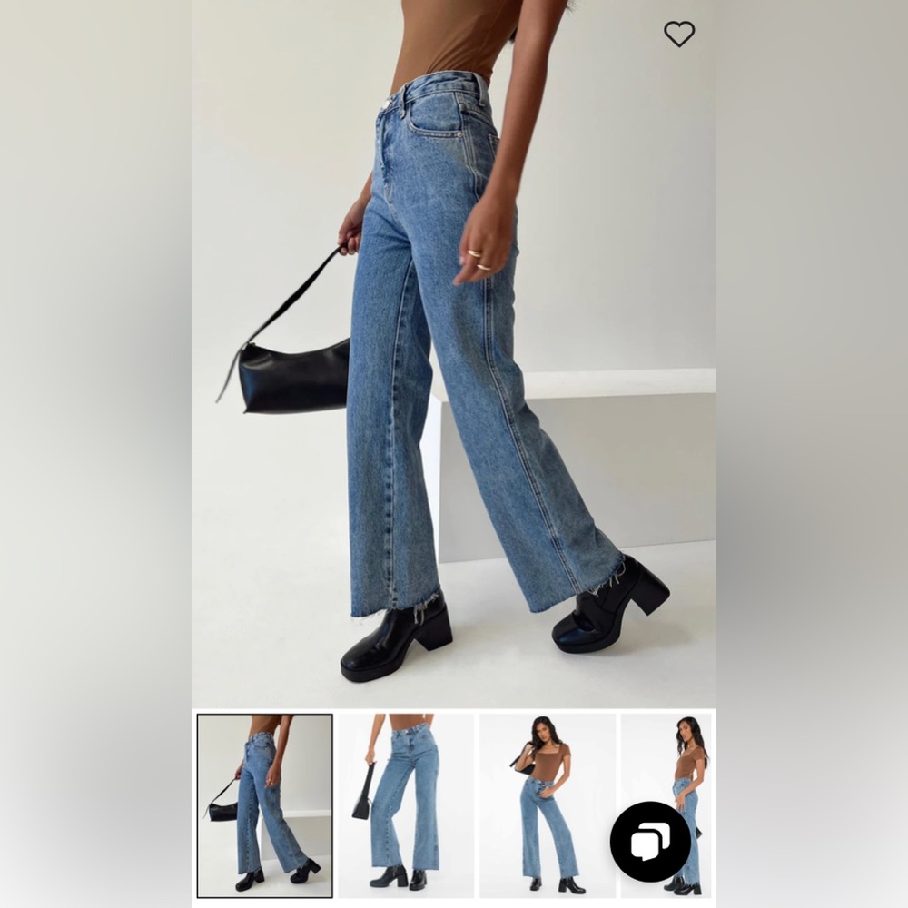 Princess Polly High Waisted Blue Jeans💙🌻 Like New no flaws
